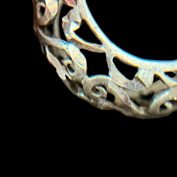 Vintage Sterling Silver 925 Filigree Diamond Cut Hoop Earrings - Picture 5 of 8